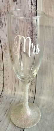 white glitter champagne glass personalised gift wedding birthday mothers day christmas brisbane qld australia